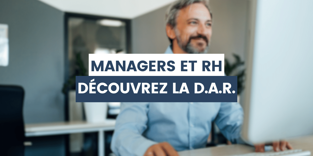 manager qui fait une demande d'autorisation de recrutement